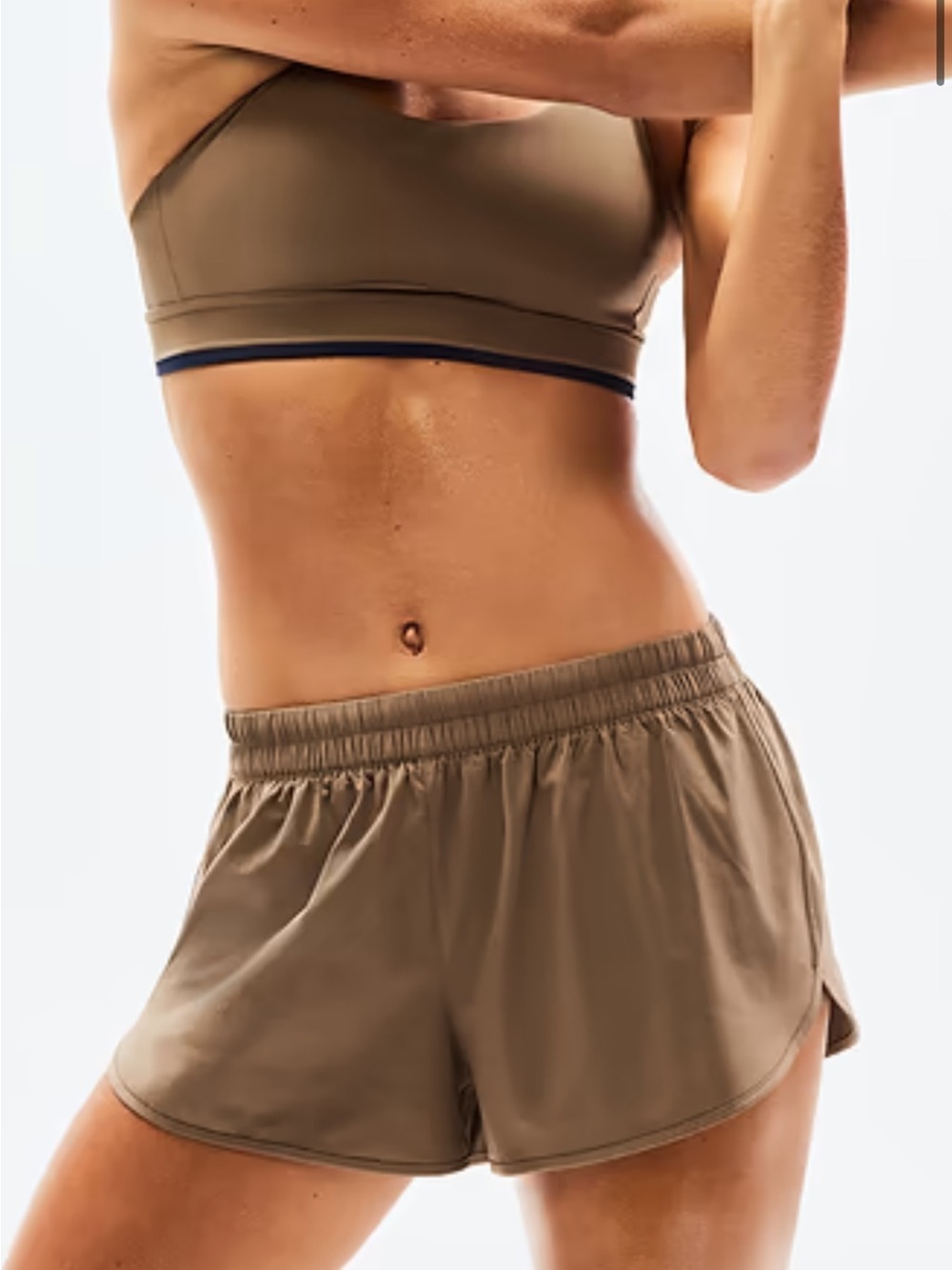 Athleta Women’s Speedwork Mid Rise 2 1/2" Run Short Clay Size XL NWT